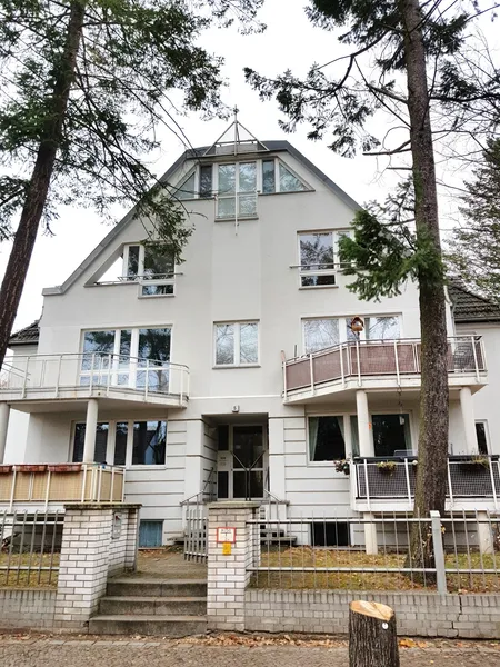 Maisonettewohnung in attraktiver Stadtvilla in Wendenschloss, in Wald-und Wassernähe — photo 1